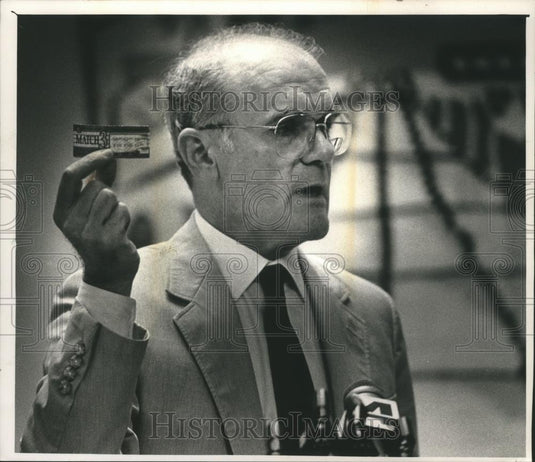 1992 Press Photo William Flynn Director of State Lottery, Wisconsin - mjb06575 - Historic Images