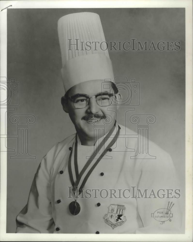 1983 Press Photo Chef Joachim (Jack) W. Hosse- American Home Foods Research Chef - Historic Images