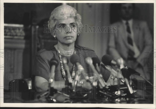 1989 Press Photo Pat Goodrich, Wisconsin's Health & Social Services secretary - Historic Images