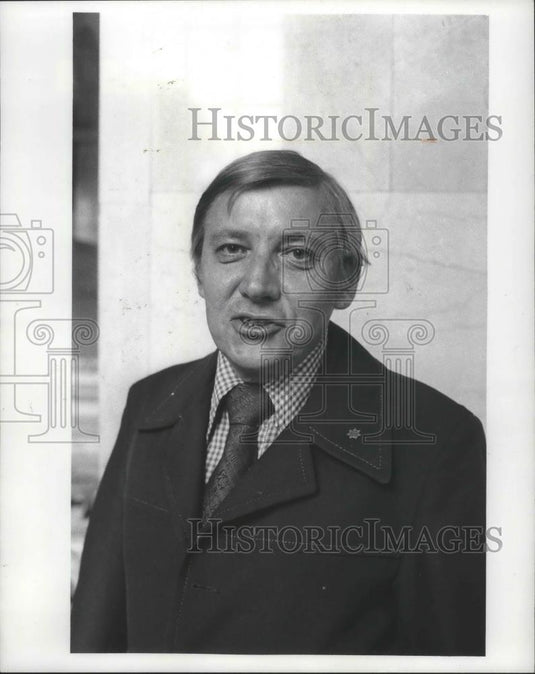 1977 Press Photo Richard Nowakowski, Former County Board Chairman - mjb67017 - Historic Images