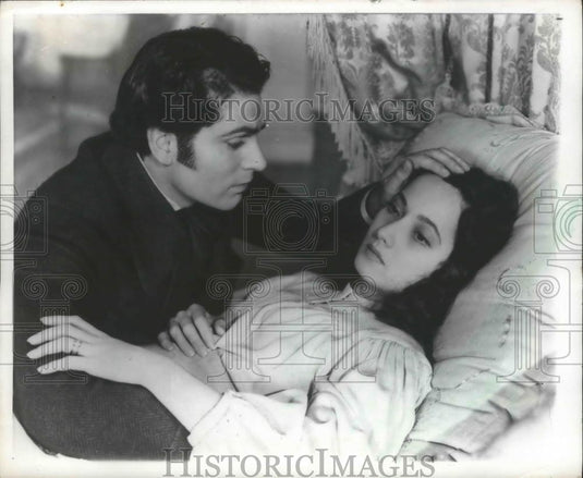 1985 Press Photo "Wuthering Heights" starring Laurence Olivier and Merle Oberon - Historic Images