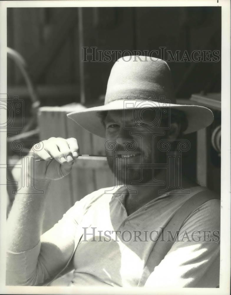 1977 Press Photo Merlin Olsen stars in &quot;Little House on the Prairie&quot; on NBC - Historic Images