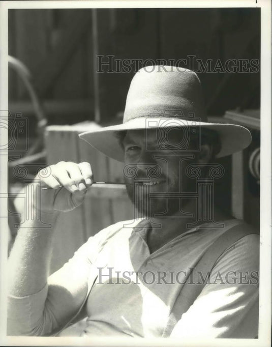 1977 Press Photo Merlin Olsen stars in "Little House on the Prairie" on NBC - Historic Images