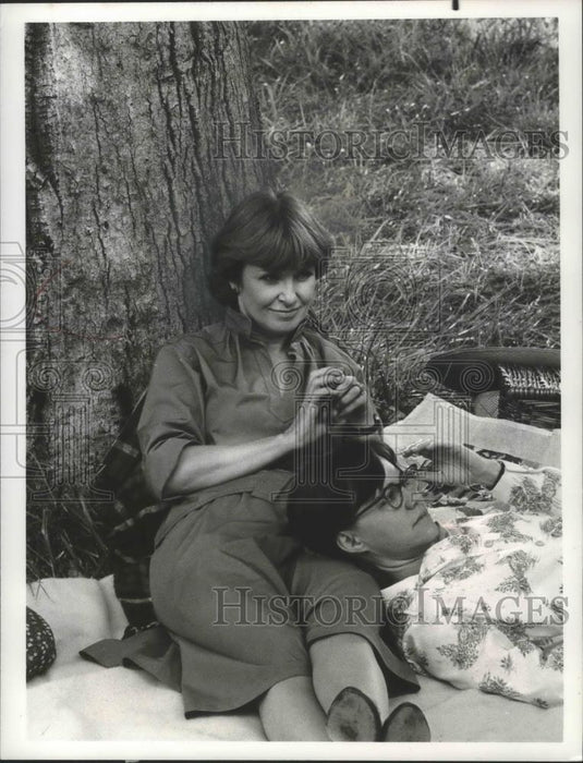 1976 Press Photo Joanne Woodward stars with Sally Field in "Sybil" - mjb68971 - Historic Images