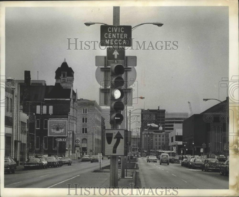 1977 Press Photo Sign for Milwaukee Convention Center - mjb69314 - Historic Images