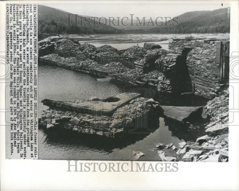 1965 Press Photo Willmington Vermont Drought Lake - RRV59483 - Historic Images