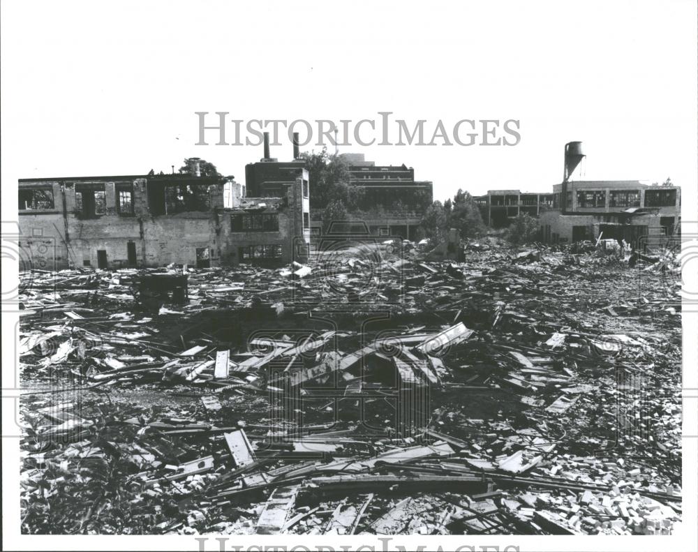 1992 Press Photo Joe Webster Revere Copper and Brass Co - RRV29071 - Historic Images