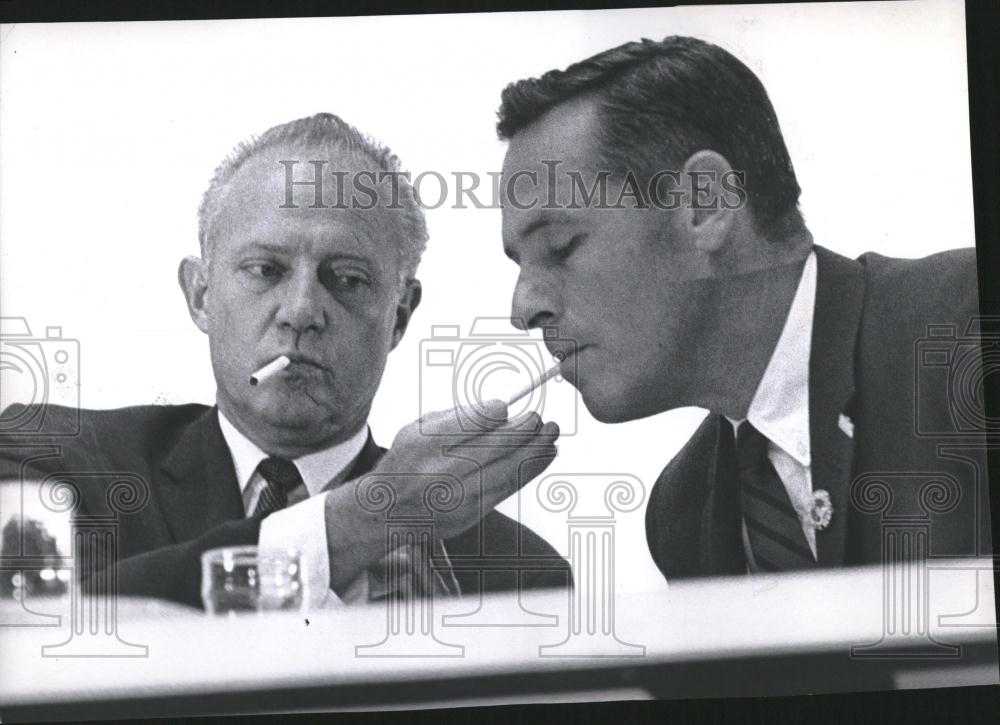 1962 Press Photo Gov Stebe McNicholas Cigarette Love - RRV16729 - Historic Images