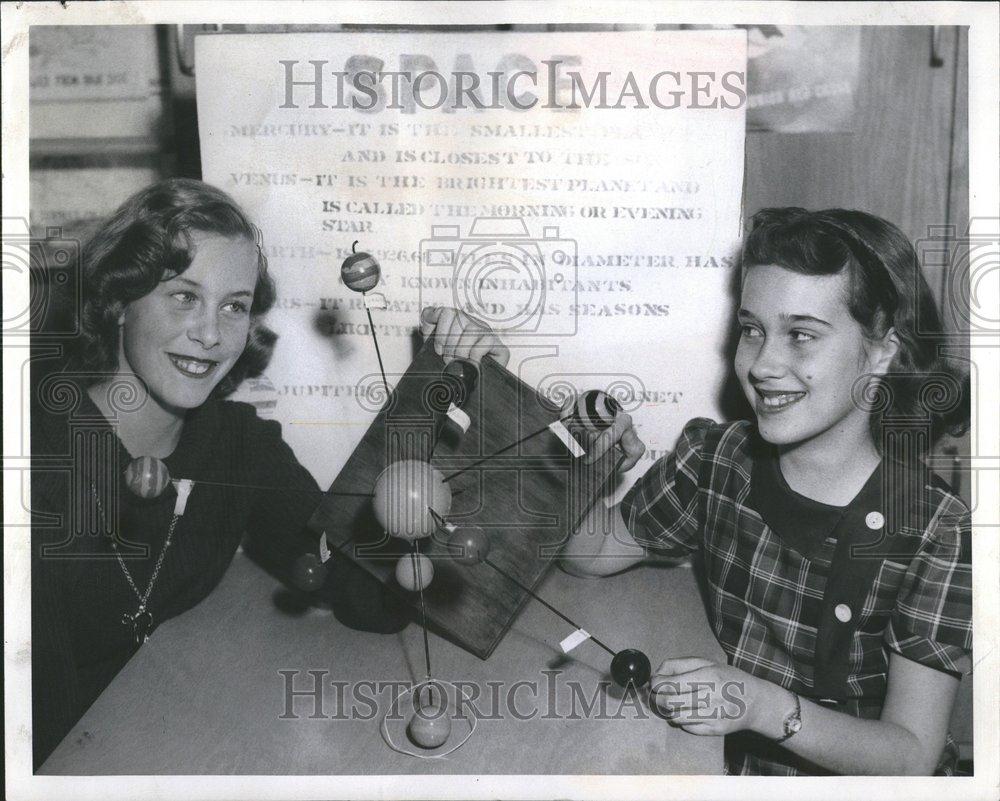 1959 Press Photo Student sceince fair - RRV58519 - Historic Images