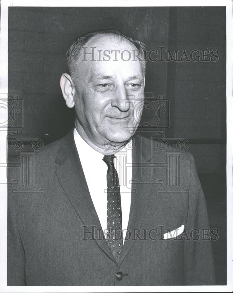 1964 Press Photo Patrolman Frank Werbinski Retirement - RRV35669 - Historic Images