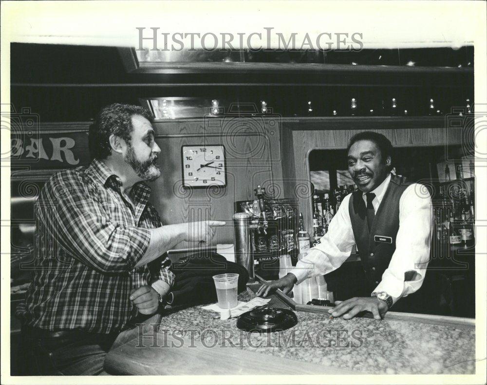 1985 Press Photo Sonny Benson David Twombly O&#39;Hare - RRV44625 - Historic Images