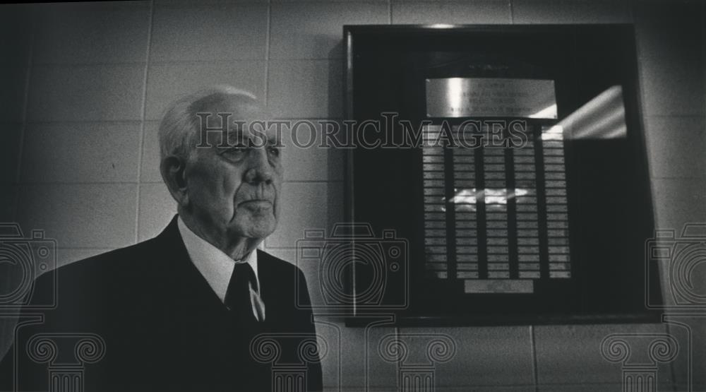 1991 Press Photo Marin Jackson taught at Wauwatosa East during World War II - Historic Images