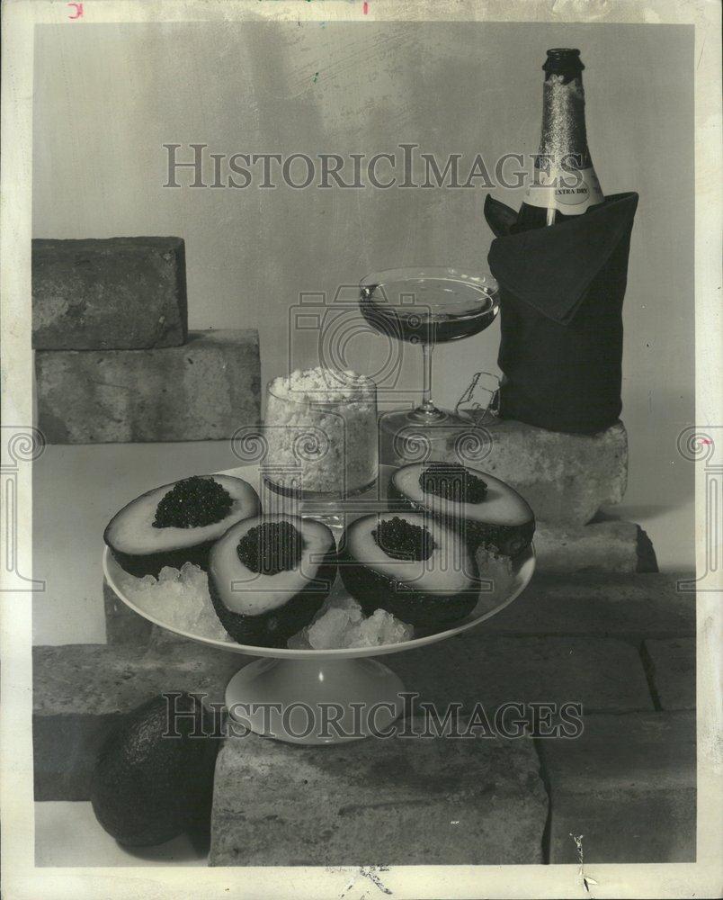 1971 Press Photo Avocado Stuffed With Caviar - RRV56689 - Historic Images