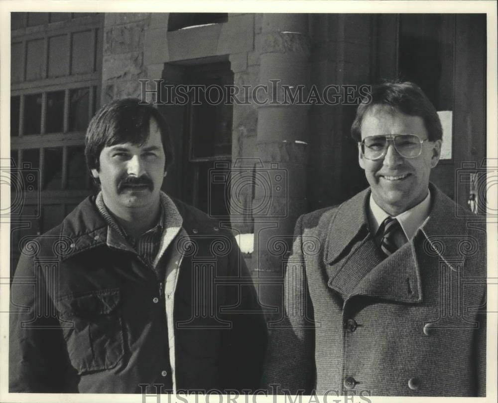 1983 Press Photo John Niemela, Mayor of Hancock &amp; Alderman John Tauren Michigan - Historic Images