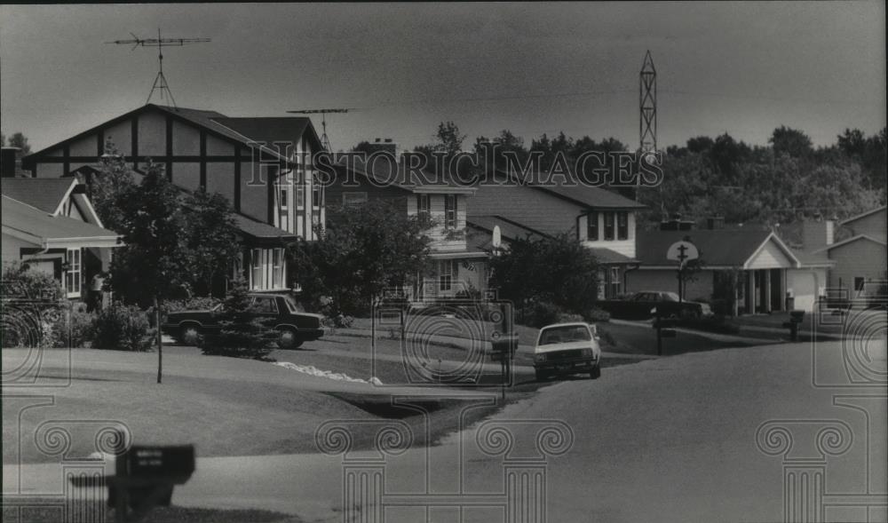 1985 Press Photo A subdivision in Muskego, Wisconsin - mjb70837 - Historic Images