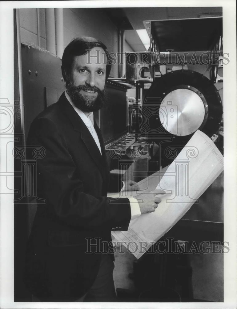 1991 Press Photo Kenneth H. Nordsieck, Professor of Astronomy, UW, Madison - Historic Images