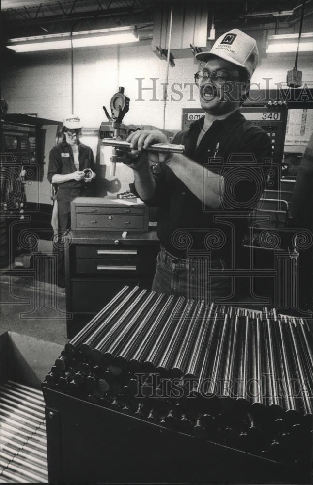 1989 Press Photo Jim Dusing, National Technologies, West Milwaukee, - Historic Images