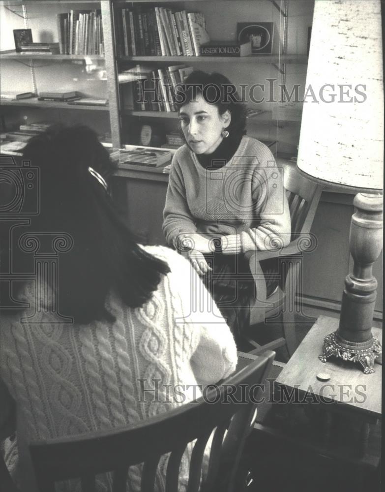 1988 Press Photo Marianne Nilsson, St. Mary&#39;s Catholic Church, Waukesha - Historic Images