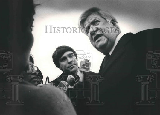 1983 Press Photo Thomas P O'Neill Jr., House Speaker, attending funeral - Historic Images