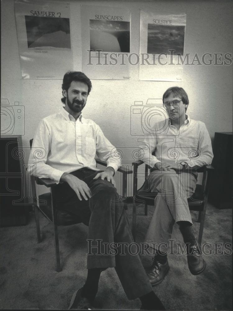 1987 Press Photo Wesley Van Linda, John Morey of Narada Productions in Milwaukee - Historic Images