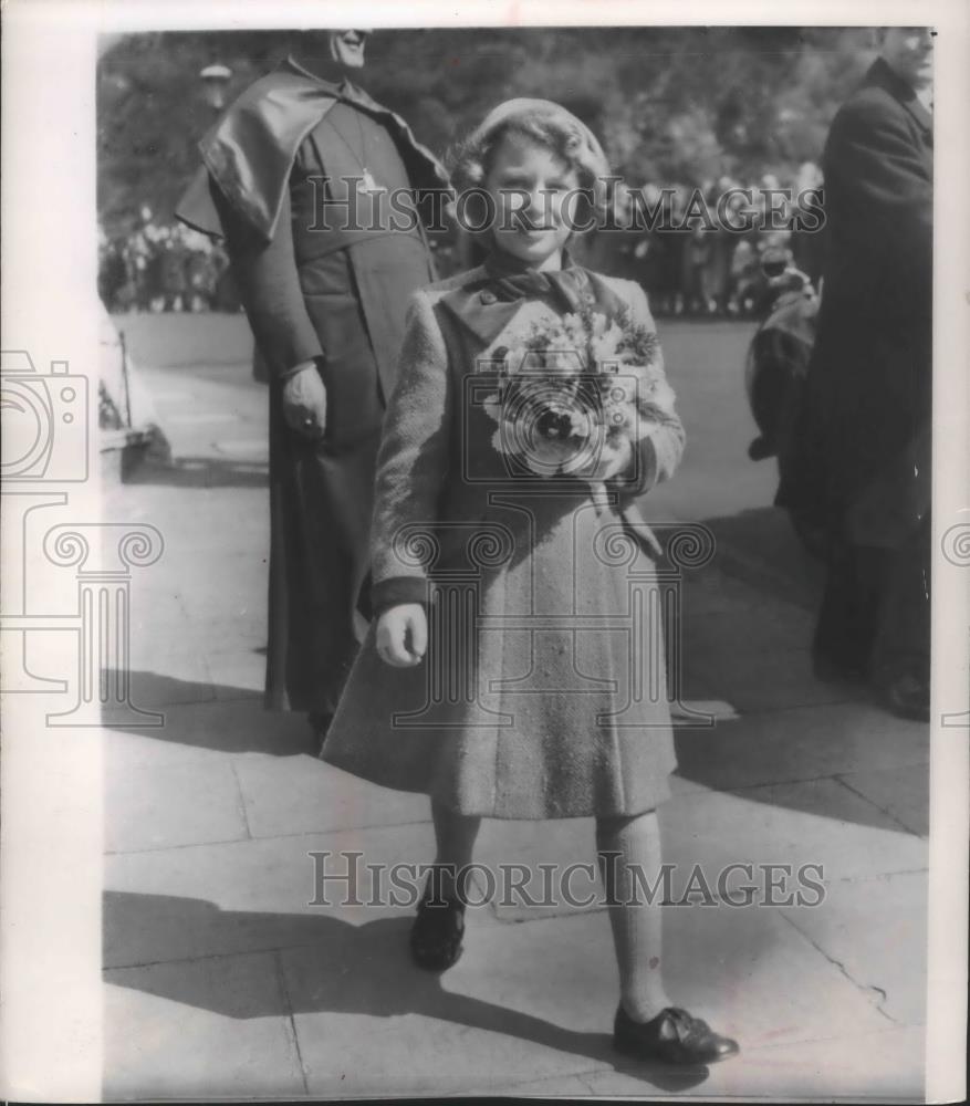 Press Photo Princess Ann on her way to royal maundy services, Windsor, England - Historic Images