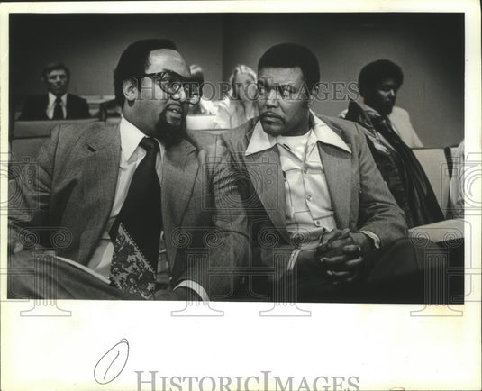 Press Photo Bobby Johnson (right) and lawyer, Glenn Carr, at inquest about son. - Historic Images