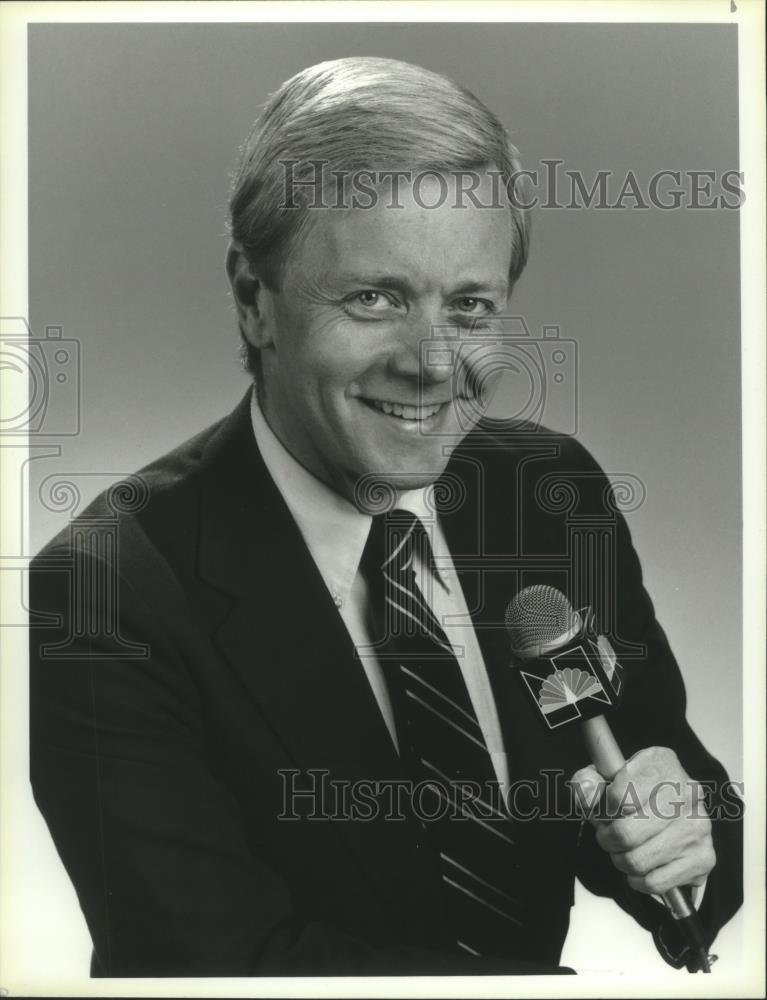 1988 Press Photo Portrait of Dave Johnson, Television Sportscaster. - Historic Images