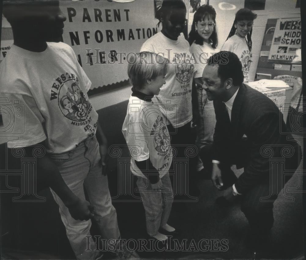 1991 Press Photo Jesse Jackson visits Daniel Webster Middle School - mjb76232 - Historic Images