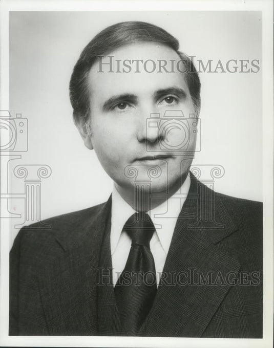 1977 Press Photo Chris A. Kassimis, vice-president, ICM Steel Corp. - mjb76393 - Historic Images