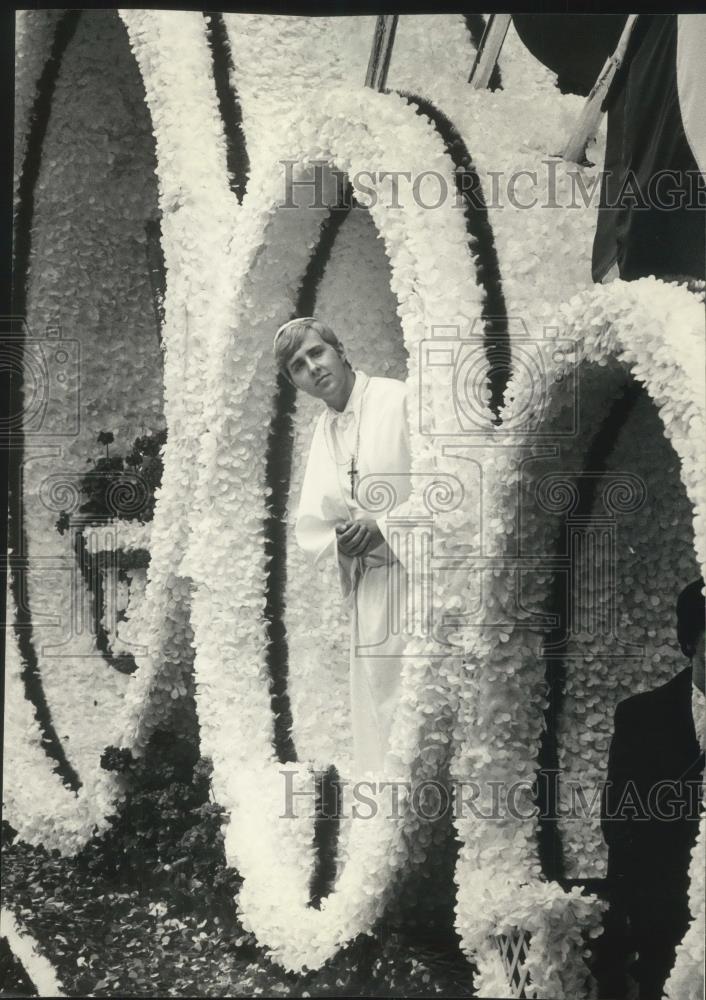 1984 Press Photo Polish Float at City of Festivals Parade. Milwaukee - mjb76746 - Historic Images