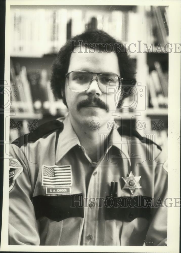 1981 Press Photo Craig Johnson Polk County coroner Wisconsin - mjb76772 - Historic Images