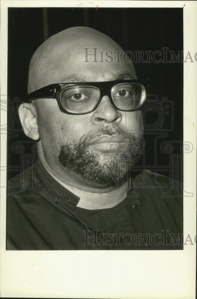 1980 Press Photo California State University professor Maulana Karenga in L.A. - Historic Images