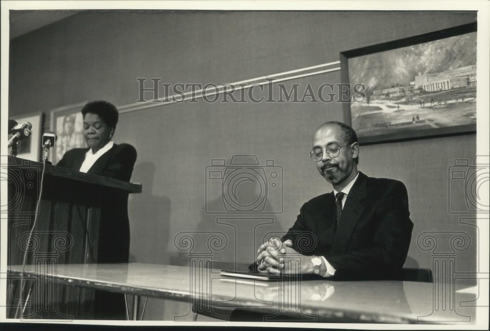 1990 Press Photo Robert Peterkin, Superintendent Of Milwaukee Public Schools - Historic Images