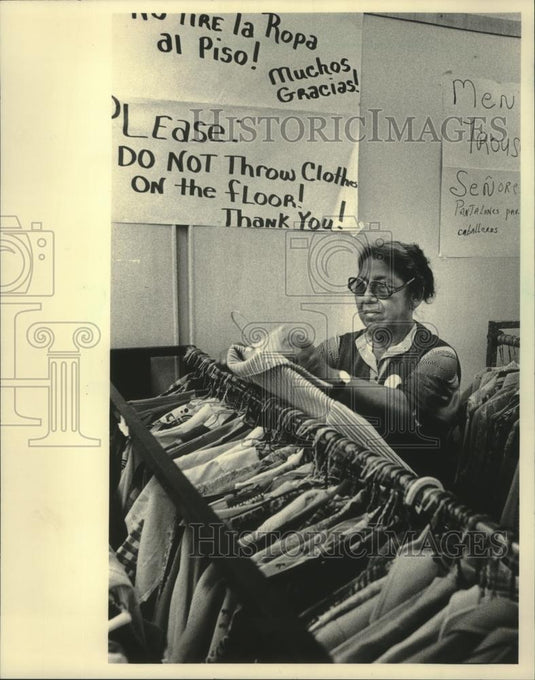 1983 Press Photo Inner City Development Project's worker Maria Ortega - Historic Images
