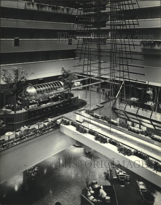 1981 Press Photo Hyatt Regency Hotel, Milwaukee - mjb78020 - Historic Images