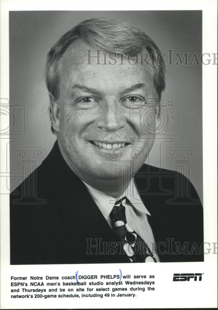 1989 Press Photo Smiling Digger Phelps, former Notre Dame basketball coach. - Historic Images