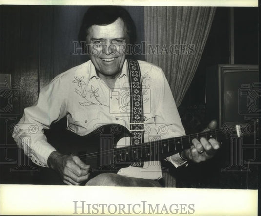 1983 Press Photo Rockabilly songster Larry Lee Phillipson of Amery - mjb79135 - Historic Images