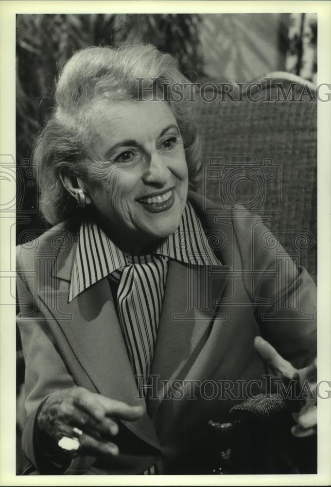 1979 Press Photo Bel Kaufman, Author of Books, Love Etc. &amp; Up the Down Staircase - Historic Images