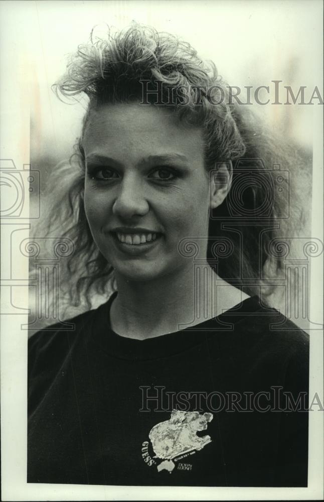 1990 Press Photo LeAnn Kazmer athlete Hartland Arrowhead High School - mjb80586 - Historic Images