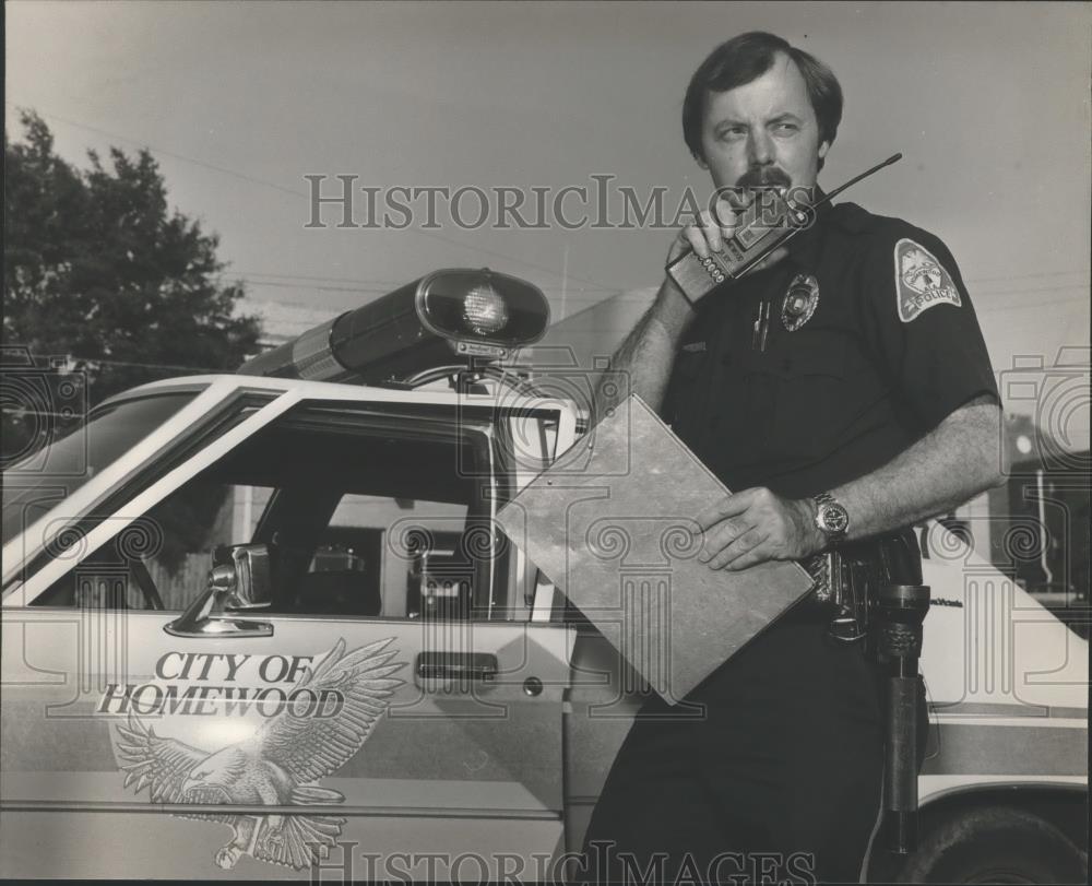 1984 Press Photo Tom Ellis of Homewood Alabama Police Department - abna10565 - Historic Images