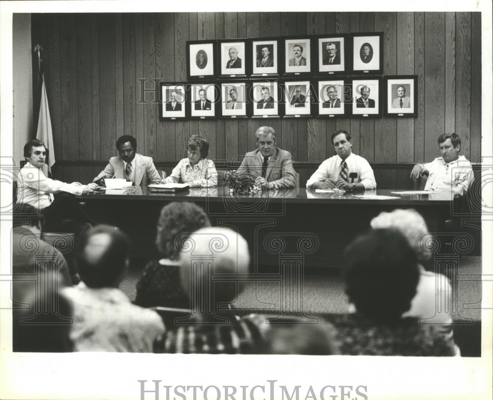 1979 Press Photo Leeds Council Meeting, Leeds, Alabama - abna11128 - Historic Images