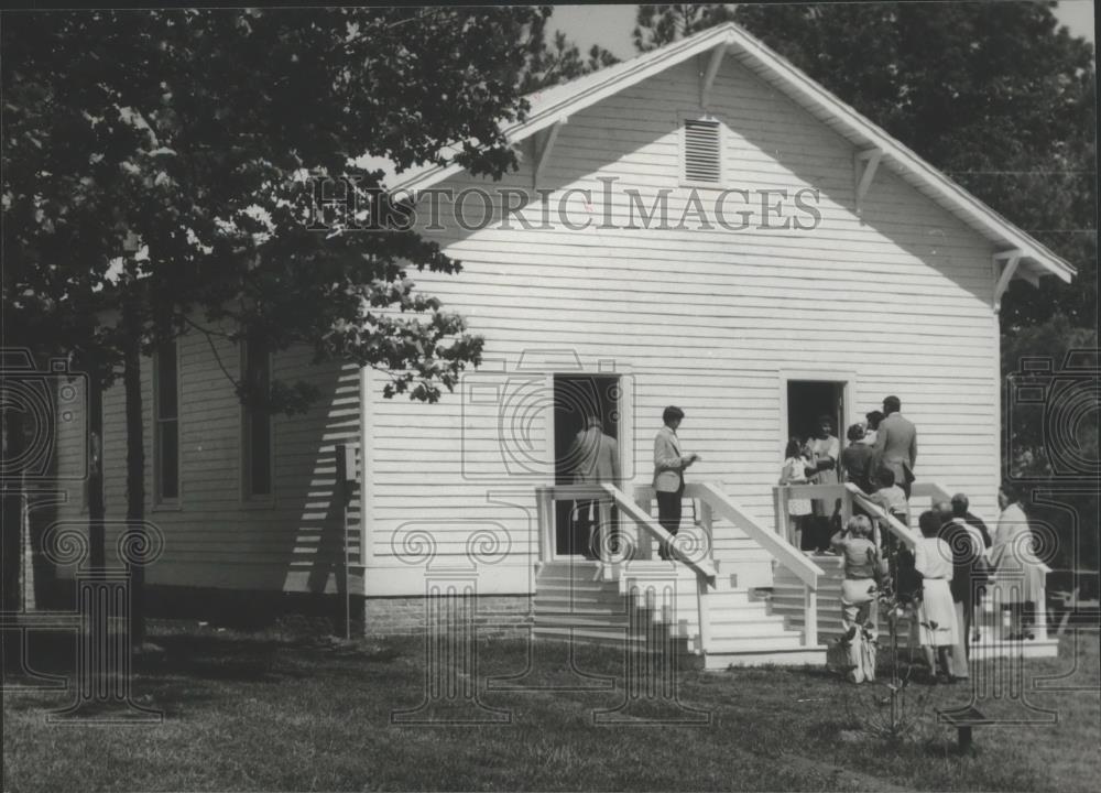 1981 Press Photo dedication ceremony of resurrected Madison Baptist Church, AL - Historic Images