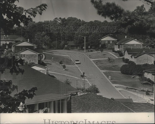 1985 Press Photo Paragon Manor, Paragon Parkway - abna11769 - Historic Images