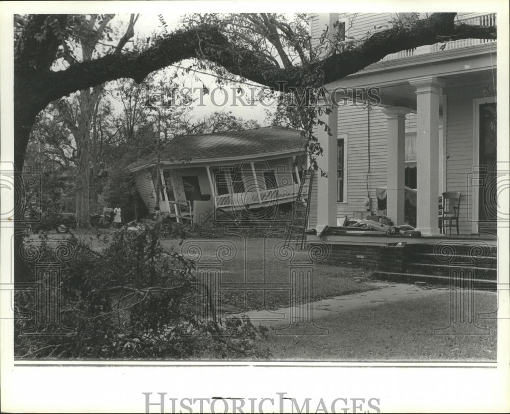 1979 Press Photo Home damaged by Hurricane Frederic - abna11891 - Historic Images