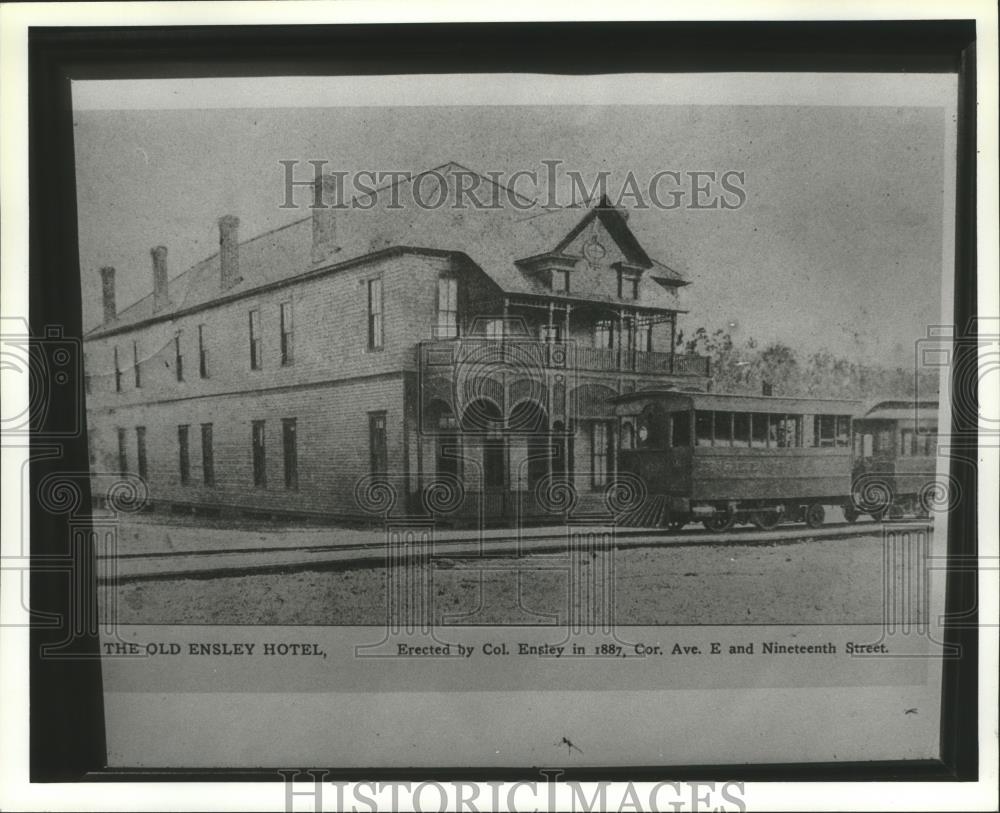 Press Photo Old Ensley Hotel in Ensley, Alabama - abna11915 - Historic Images