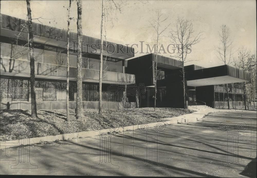 1976 Press Photo Harbert Corporation&#39;s headquarters, Shelby County, Alabama - Historic Images