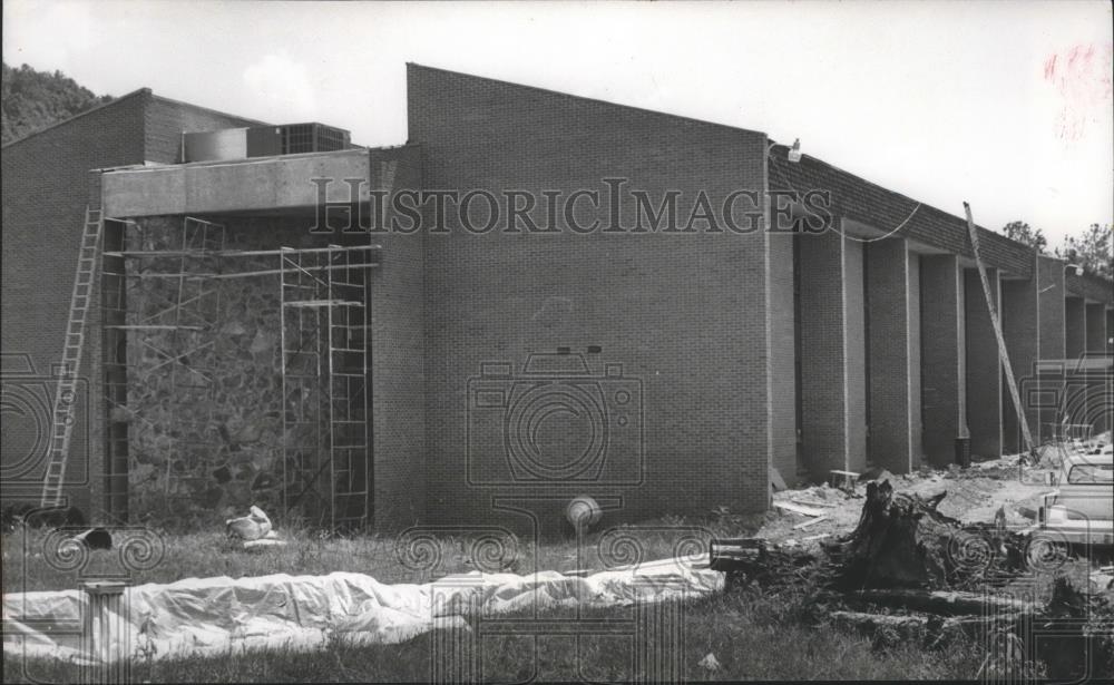 1977 Press Photo construction, Briarwood Christian High School, Alabama - Historic Images