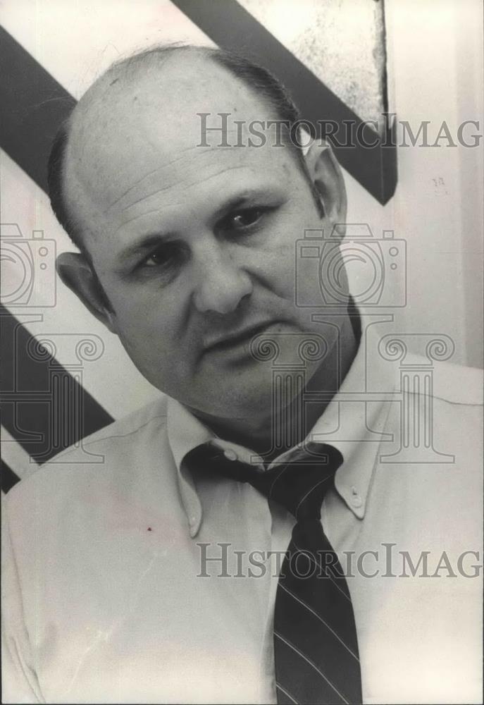 1983 Press Photo University Of Alabama Assistant Football Coach Jack Rutledge - Historic Images