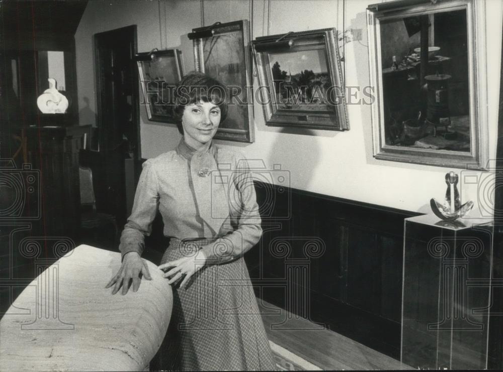 1978 Press Photo Karen Kane turned her home into an art gallery. Milwaukee - Historic Images