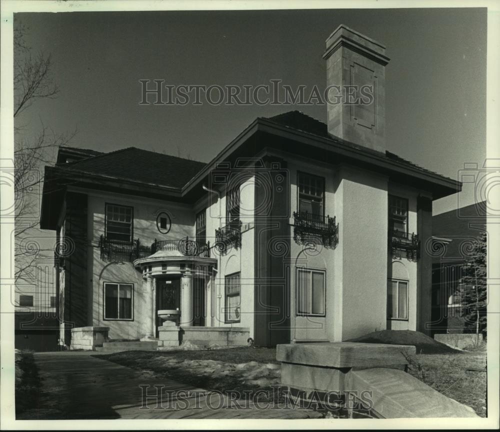 1993 Press Photo Kunzelmann mansion new home of South Community Organization - Historic Images